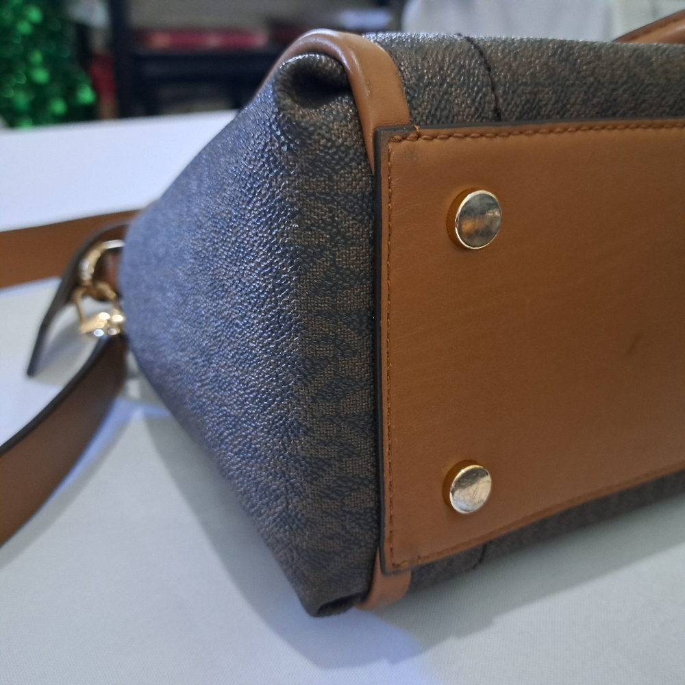 Michael Kors Brown Tan Satchel with Signature Design - Picture 12 of 12